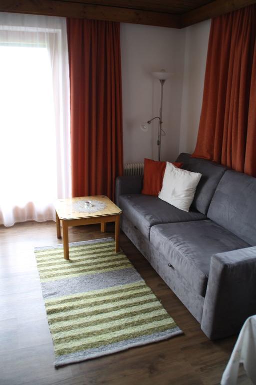 Wirtseppelerhof Apartments Leutasch Zimmer foto